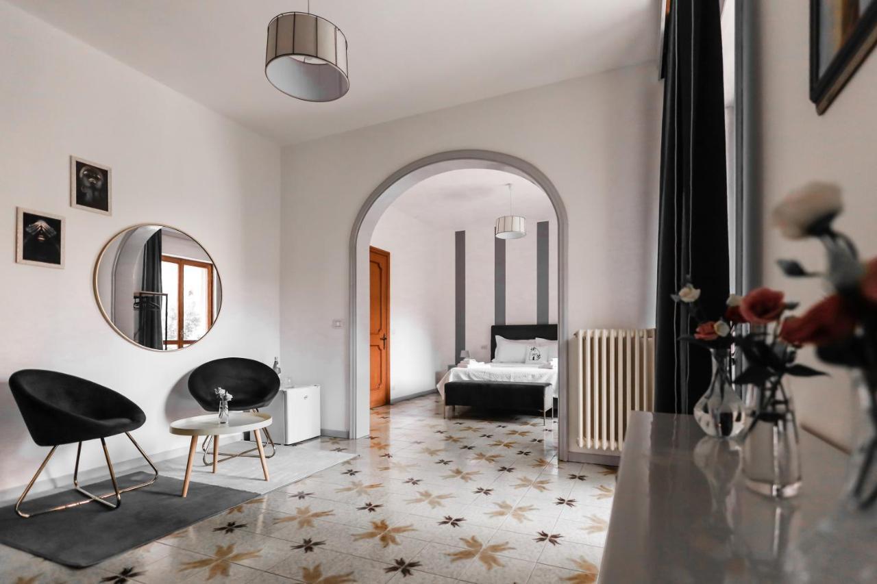 ليتشي 2 Santi - Suite And Rooms المظهر الخارجي الصورة
